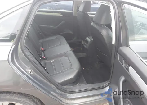 2012 Volkswagen Passat 2.5L Se from USA, damaged, VIN 1VWBP7A39CC104511